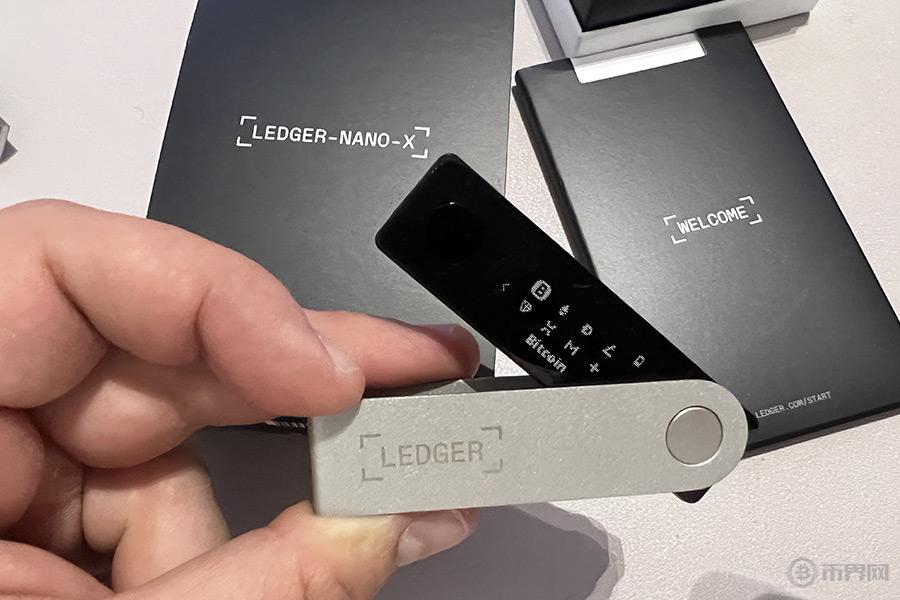 Ledger.jpg